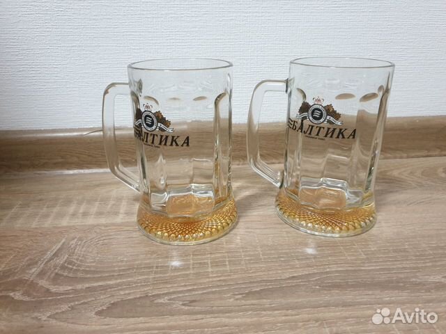 Пивные кружки и стаканы