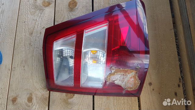 Фонарь задний левый джип гранд чероки