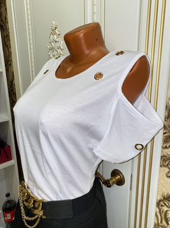 Кофта белая с люверсами