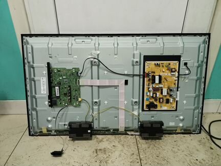 Телевизор Samsung UE40M5000 (Разбор)(По запчастям)