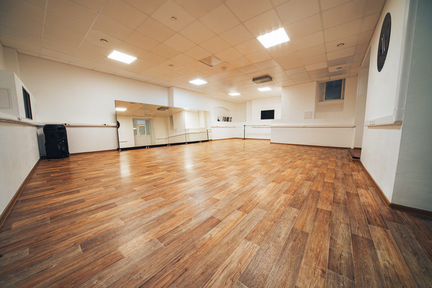 Зал для танцев,йоги,репетиций,спорта,мероприятий