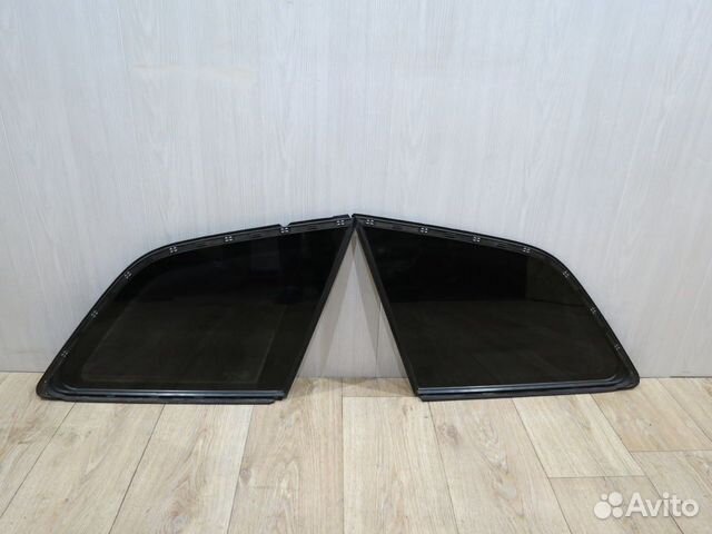 Форточка задняя Audi Q7 4M