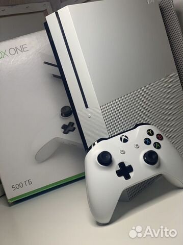 Xbox One S 500 GB + Game Pass 4 месяца