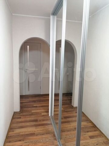 4-к. квартира, 75 м², 1/9 эт.