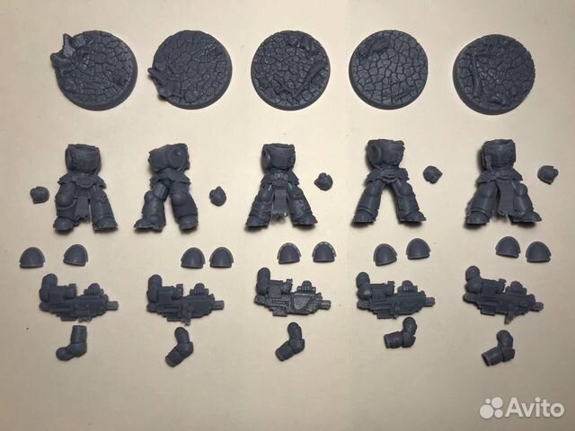 Warhammer 40000 миниатюры Black Templars