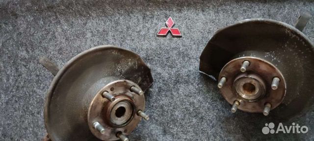 Передняя ступица в сборе Mitsubishi Lancer 9 2.0