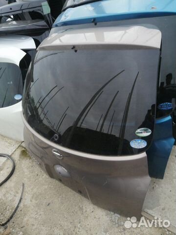 Дверь багажника Nissan March K12