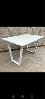 Кухонный стол