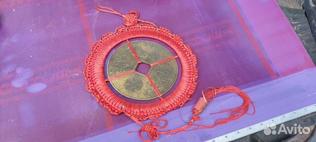 Панно. Китайская монета