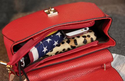 Женская сумочка