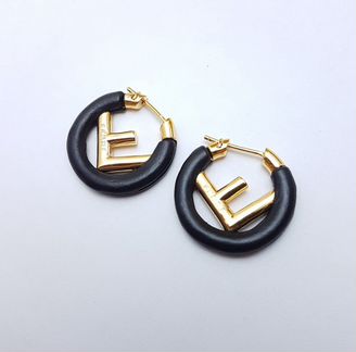 Серьги Fendi