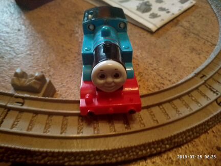 Tomy/Томи Железная дорога «Томас с депо»