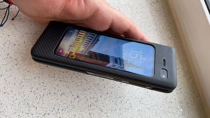 Телефон Samsung galaxy fold