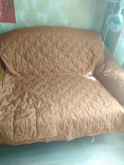 Чехлы на диван