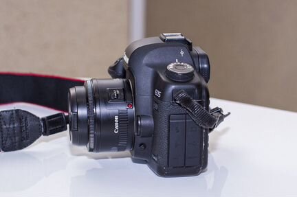 Canon 5d mark ii + 50 mm 1.8