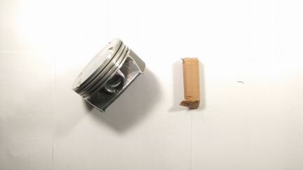 Поршни Mercedes 3.5 ML350