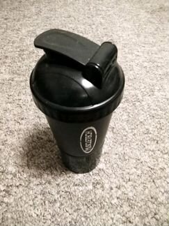 Шейкер muscletech