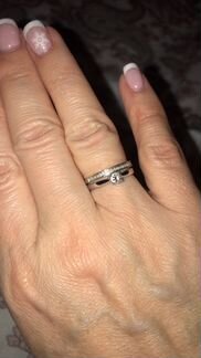 Кольцо из белого золото с бриллиантами