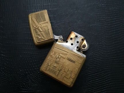 Зажигалка Zippo Building Brass 2000