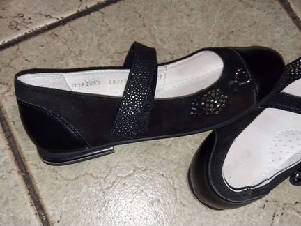 Туфли детские для девочек