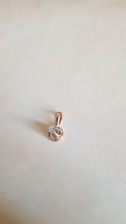 Кулон золотой с бриллиантом