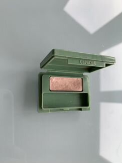 Тени Clinique Colour Surge Eye Shadow Soft Shimmer