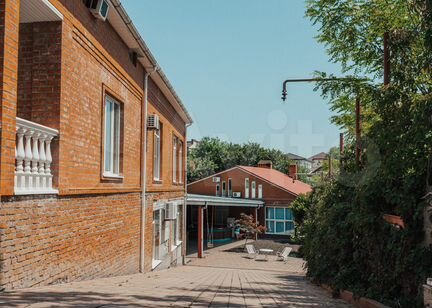 Комната 15 м² в 6-к., 2/2 эт.