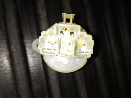 Контактная группа замка зажигания Ssangyong Kyron