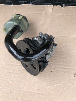 Насос гур Land Rover Freelander 2