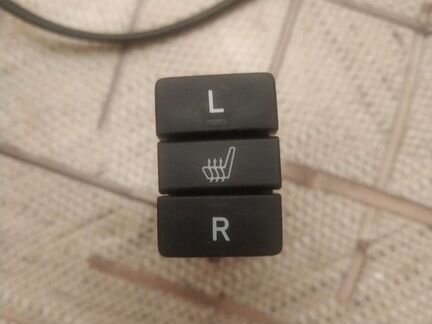 Кнопка подогрева сидений toyota