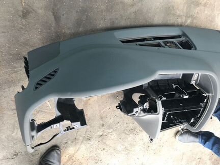 Торпеда Audi A4 B8 08-14 серая не ремонтная