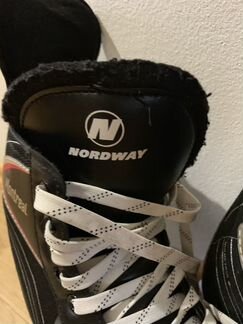 Коньки хоккейные для подростка (мужские) размер 39