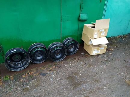 Оригинальные диски Фольксваген R16