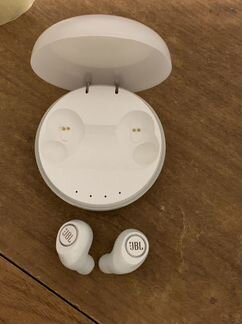 Наушники JBL