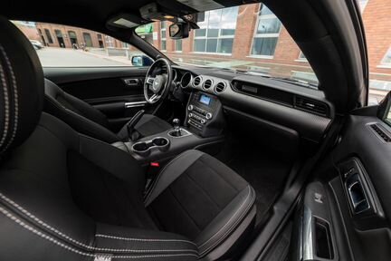 Ford Mustang 2.3 МТ, 2019, 35 000 км