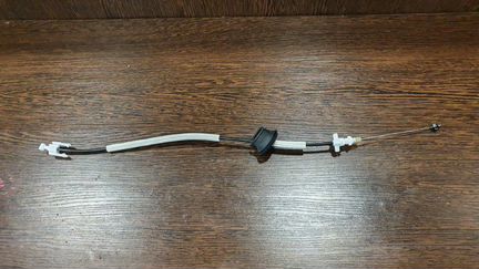 Трос ручки двери внутренний задний Porsche Macan