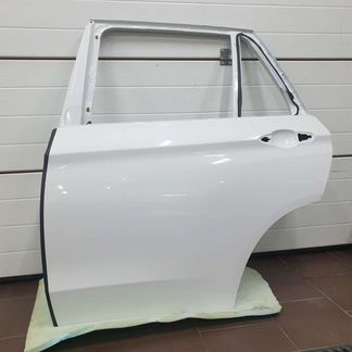 F15 BMW X5 F85 дверь задняя левая A300 alpinweiss