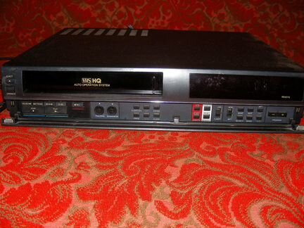 Видеомагнитофон GoldStar GHV-1295 (Корея)