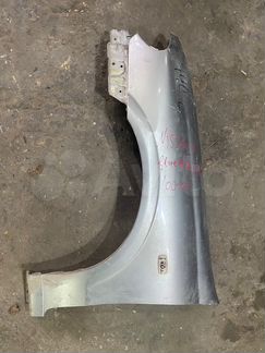 Крыло переднее левое Nissan Bluebird