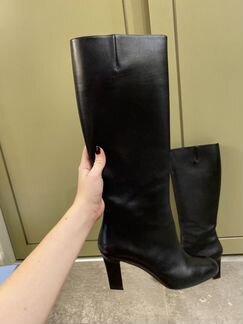 Сапоги Ferragamo