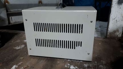 Стабилизатор напряжения sassin svc-3000w