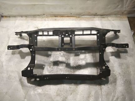 Панель радиатора (телевизор) 1.6-2.0 Passat B6