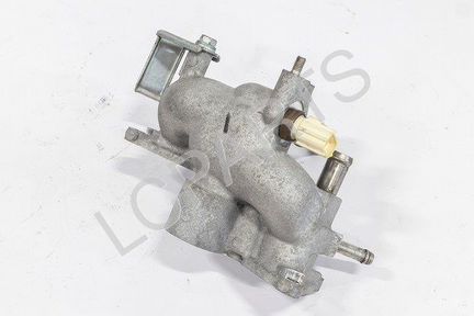 Фланец системы охлаждения Toyota Mark 10