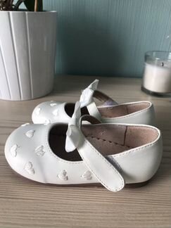 Праздничные туфли в садик