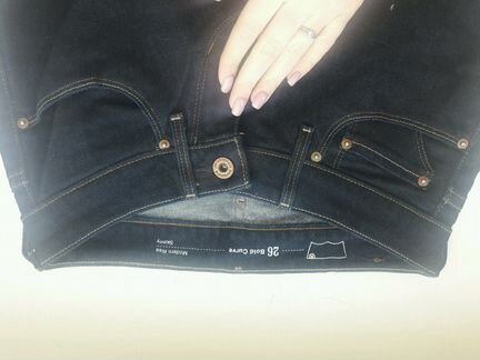 Джинсы Levis 26