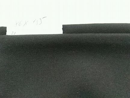 Отрезы шерстяной ткани