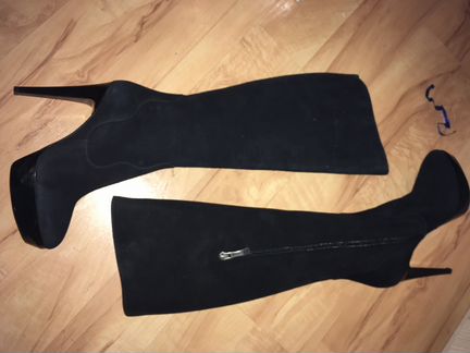 Новые весенние сапоги из натуральной замши на плат