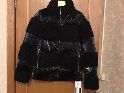 Классная тёплая зимняя куртка (новая