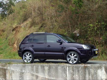 Стекло задней двери на Hyundai Tucson 2004-2009