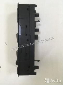 Блок кнопок стеклоподъемника Mercedes W164